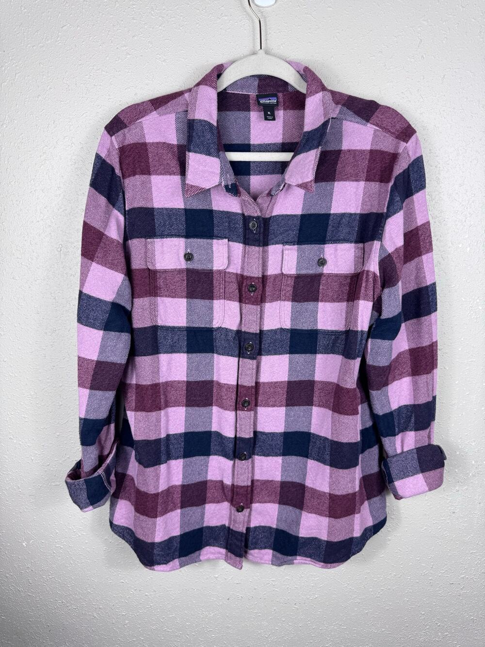 Patagonia Purple Plaid Orgain Cotton Womens Plaid Button Up Size XL